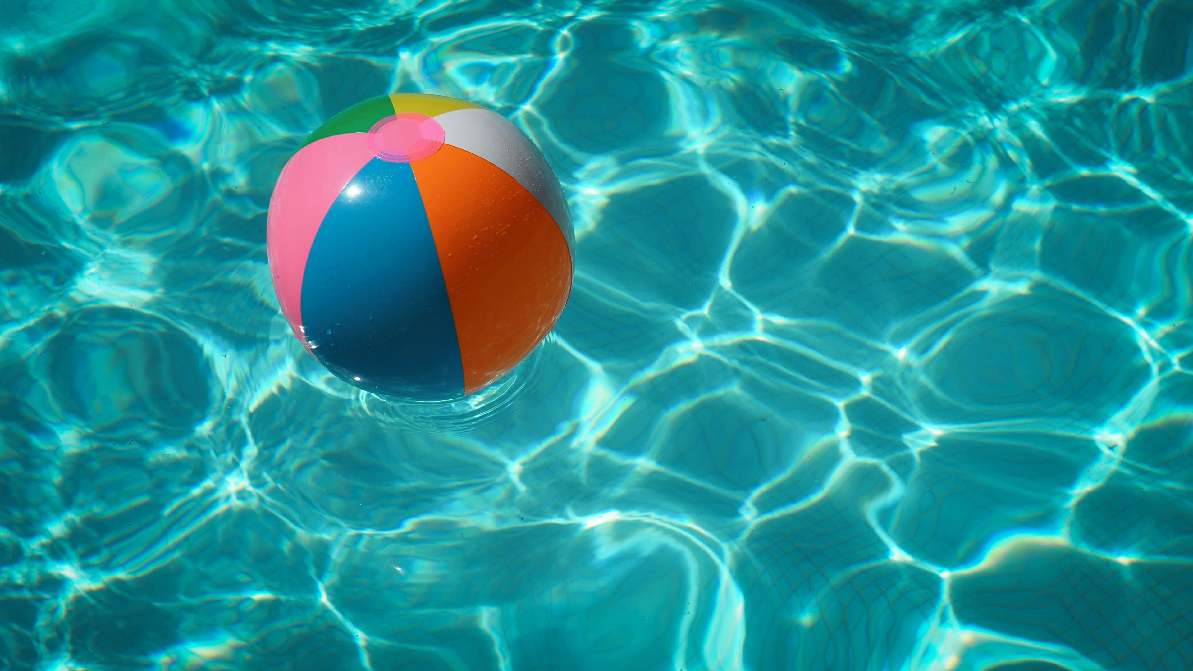 Surviving Summer With Migraine: Why the Season Is Harder and What Actually Helps
